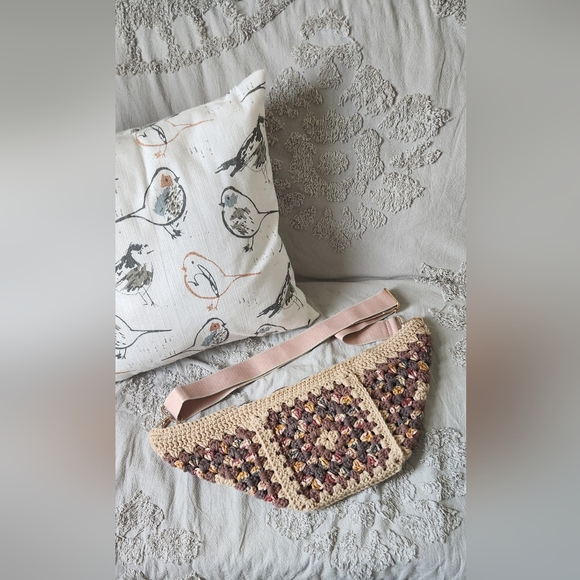 Handmade new Fanny Pack/ Bum Bag - Picture 5 of 7